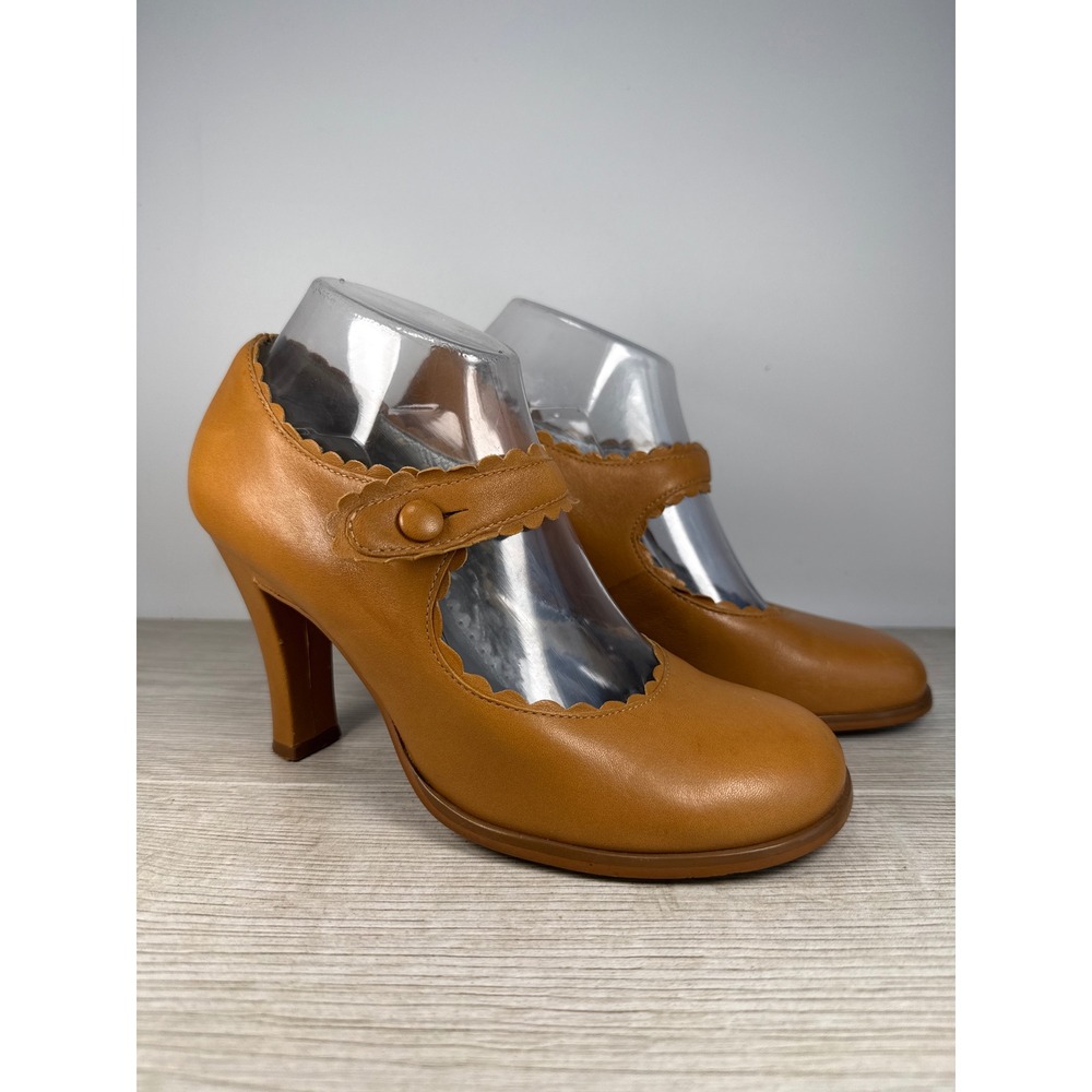 Vintage 90s Y2K Hot Kiss 7.5 Brown Leather Scalloped Mary Jane Heels